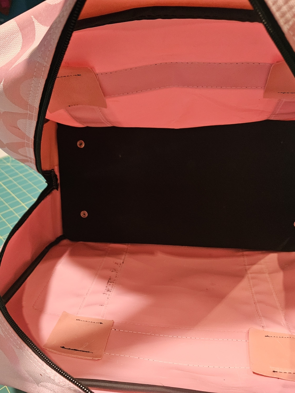 Janome Pink Circle Pattern Sewing Machine Tote Bag - Picture 10 of 11
